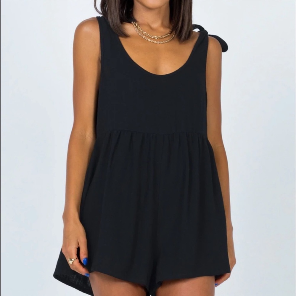 [PRINCESS POLLY] Linen Black Babydoll Romper
